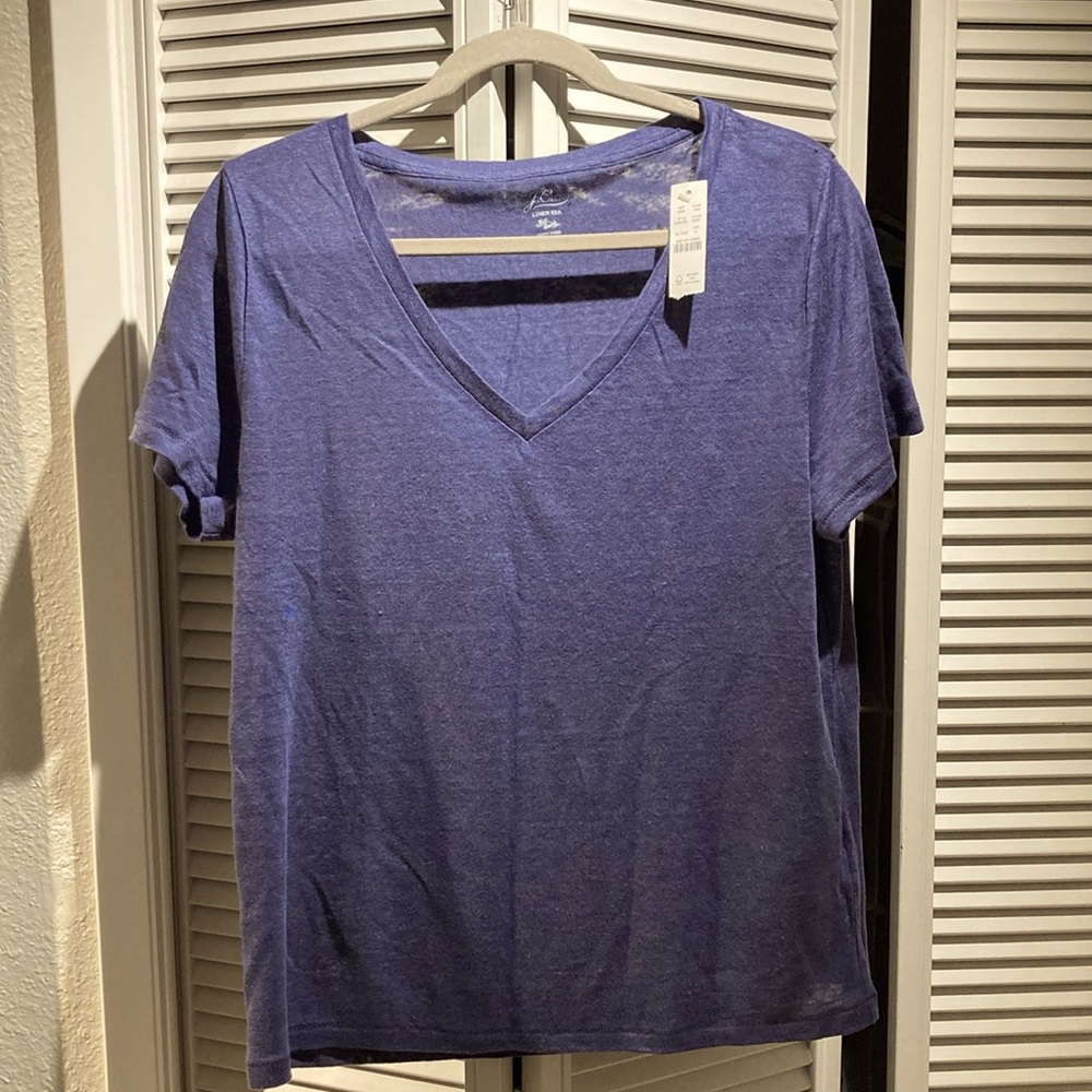 Relaxed fit v-neck shirt from J.Crew.